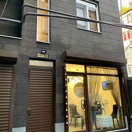 Studio Near Republic Square Erivan Exterior foto