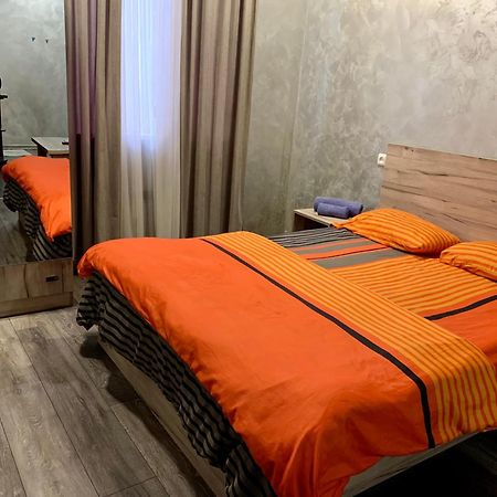 Studio Near Republic Square Erivan Exterior foto